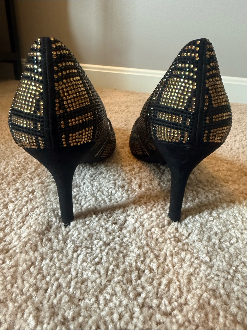 INC International Concepts Women’s 9 Black and Gold Rhinestone Pointed-Toe Heels - Picture 6 of 7